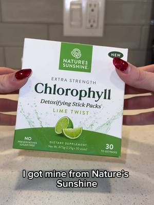 These Chlorophyll Sticks are 2x more powerful than other sticks!! Nature’s Sunshine has the best high quality ingredients. #naturessunshine #chlorophyll #chlorophyllbenefits #detox #detoxdrink 