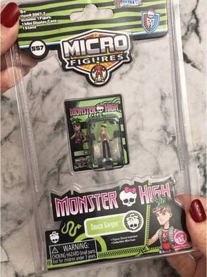 #gifted World’s Smallest Monster High Micro Figures Deuce Gorgon! Thanks to @Super Impulse for sending this to us! #MonsterHighMicroFigures #monsterhigh #monsterhighdolls #worldssmallest #asmr #mini #miniature #miniatures #miniac #toycollector #asmrsounds #unboxing #satisfyingvideo #oddlysatisfying