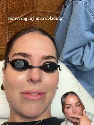 From all of the DM’s I’ve gotten and things I’ve seen from my own research, it’s looking like my brows are going to fade and be yellow permanently 😭😭 I’m actually unwell #microbladingbrows  #microblading #nanobrows #cosmetictattoo 