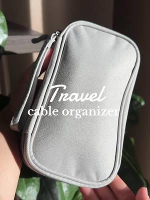 Fits in purse perfectly! Every content creator needs this 😍 #contentcreator #travelcableorganizer #cableorganizer #travelessentials #MLBB8TH 