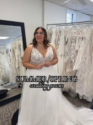 If your wedding is this spring or summer, & you’re shopping off-the-rack, book your appointment now! It’s time so come say ‘yes’ & find your dream dress!  #springwedding #summerwedding #weddingdressshopping #bridalsale #bridaloutlet #cincinnatiwedding 