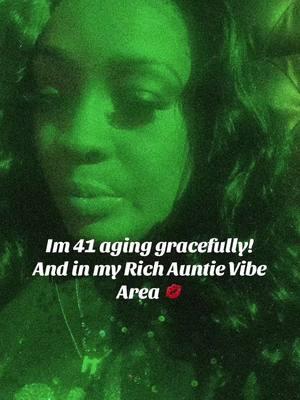 #iamkourtnie #capricorn♑️ #40andfabulous #womenover40 #aginggracefully 