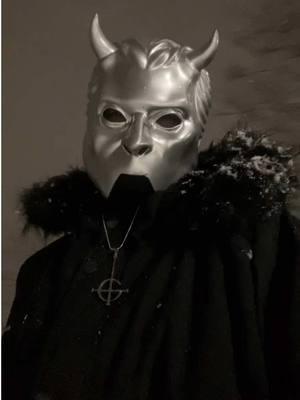 ❄️❄️❄️|| #namelessghouls #namelessghoul #namelessghoulmask #namelessghoulcosplay #namelessghoulcosplayer #namelessghoulcostume #thebandghost #thebandghostedit #thebandghostcosplay #ghostbc #ghostbctok #ghostbccosplay #papaemeritusi #papaemeritusii #papaemeritusiii #papaemeritusiv #sodoghoul #rainghoul #snow #snowstorm #snowwhite #masked #cosplay #cosplayers #cosplaytiktok #thebandghostfyp #cardinalcopia #cardinalcopiaedit #papanihil #papanihilcosplay #BookTok 