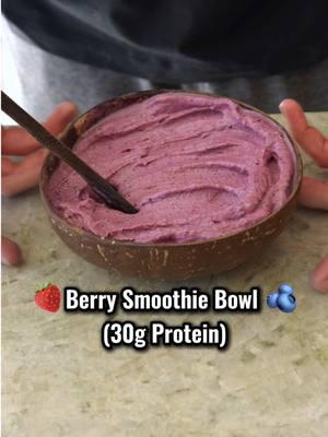 🍓Berry Smoothie Bowl🫐 (30g Protein). Simple and so good. ~300 Calories  Ingredients: 3/4 cup frozen strawberries 3/4 cup frozen blueberries 1 scoop vanilla protein 1/4 cup almond milk 1/2 tbsp honey 1/4 cup nonfat greek yogurt 1/2 tbsp chia seeds 3/4 cup ice #smoothie #smoothiebowl #highprotein #gym 