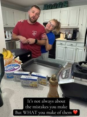 Well it didn’t quite go as expected. But it is yummy 😋 ❤️not quite Uncle Shane’s though! @SeeJaneRise ❤️#inthekitchen #kirchen #Recipe #bananapudding #marriedlife #marriage #dessert #yum @The Boggs Family | Dad 