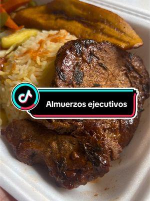 Almuerzos en Caracas al mayor y detal  Tenemos lo mejor calidad-precio  Pronto podrán visitarnos  Tenémos jugo disponible 🔥 #almuerzo #comida #caracasmayor #detal #viral #caracasvenezuela #corporativo #chacao #eventos #delivery #cena #caracas #almuerzofacil 