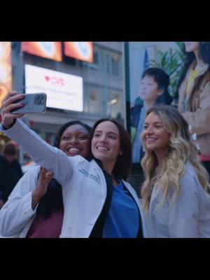 A little behind the scenes of a day in the life of an AAPA ambassador💙 #physicianassistant #physicianassistants #physicianassistantlife #physicianassistantschool #medicine #whitecoat #lifeasapac #palife #pasgobeyond #aapaambassador 