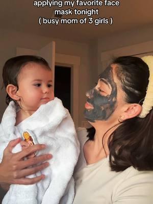 Their comments and higher voices 😂 love them 💕 #momof3 #MomsofTikTok #momofgirls #bathtime #dimebeauty #facemask #latinamom #utahmom #girlgang #funny #bilingual #latinautahmom 