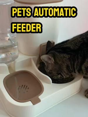 The cutest pet food dispensor 🥹💞🐈 #petfooddispenser #Fooddispenser #waterdispenser #catsoftiktok #petfooddispenser #tiktokshopcybermonday #tiktokshopblackfriday #tiktokshopholidayhaul 