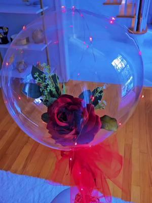 Valentines day bubble bubble balloon with rose and led lights #valentinesdaygiftideas #valentines #ValentinesDay #boboballon #bubbleballoon #valentinesdaygift  #Valentinesdiy #redrose 