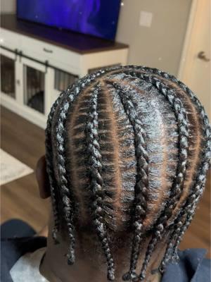 On they neck! 🥶🦍 #fyp #dallas #viralvideo #luxebossbar #viral #braids #braidersontiktok #menbraidstyles #menbraids 