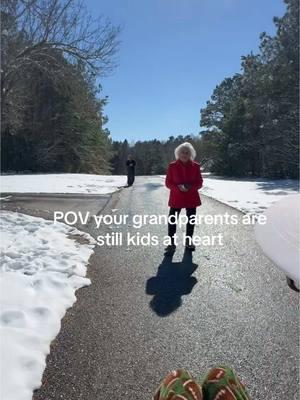 Muv and Gigi are the best 🥹 #memories #grandparents #grandparentsoftiktok #snow #alabama #bestfriend #muv #gigi #fyp #foryoupage 