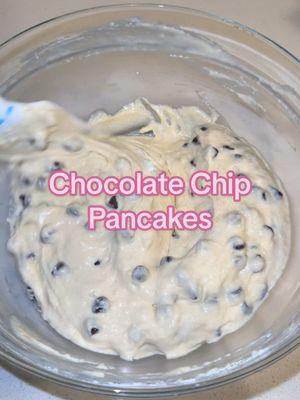 Chocolate chip pancakes! So good and so easy! #pancakes #chocolatechippancakes #Recipe #baking 