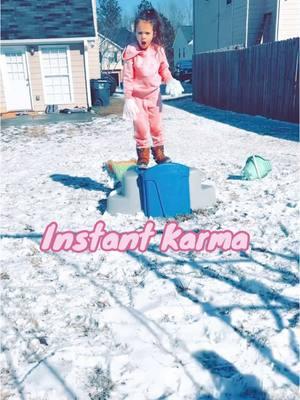 I swear it was her point finger lol    #welcometomylife #snowday #snow #2025 #atlanta #noshedidnt #kidsoftiktok #kidsthesedays #tiktok #lmfao  #instantkarma #thebest 