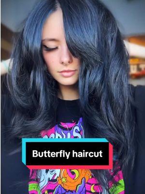 What is the butterfly cut? It’s a graduated fave frame hair cut. Yes this cut has been around forever. Different variations of it come and go. On this beauty it gave her so much body and shape. I also did a Deepshinedemi gloss 1B 1:1 Zerolift  Shears and texture shears @oliviagarden Color @ruskhaircare  . . . #butterflyhaircut #creatorsearchinsights #haircut #haircuttransformation #haircutting #denverhair #denverhairsalon #denverhairstylist 