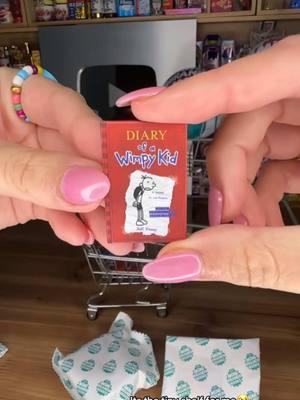 tiny books 🥹 #tinybooks #BookTok #miniaturas #miniature #minis #minisuperstore #foryoupage #fyp #anniegvideos #tinythings #tiny #books #oddlysatisfyingvideo #oddlysatisfying #viralvideo #viral #tiktoks #tiktok #tiktokpartner #giftideas #giftguide #TikTokShop #tiktokshopfinds #book #tinybook #minibrands #toytok #toys 