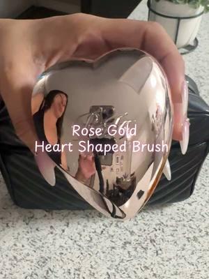 The cutest Heart Shaped Rose Gold Hair Brush 💗 Daily brush for all hair types! #refa #refaheartbrush #heartbrush #hairbrush #hairtok #TikTokShop #tiktokshopfinds #fy #fyp 