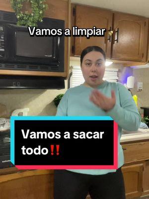 Vamos a sacar todoo‼️📦 #rvlife #rvliving #limpiar #casitarodante #parati #fyppppppppppppppppppppppp #madrugadora #acompañame #rgv #ranchito 