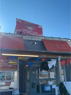 Grab and Go Empanadas in Hamden, Connecticut #teamnate #nategottiii #hamdenct #viralvideo 