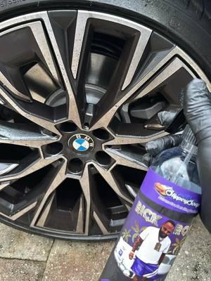 Rick Ross’ Wheel Cleaner is safe to use on all rims, and it’s very effective!!! 🔥🔥🔥 #wheelcleaner #rims #cars #brakedustremoval #fyp #DIY #carenthusiast #rickross #detailer #wheels #cardetailing 