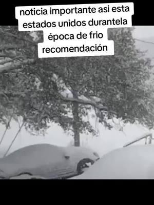 El 23 de enero de 2025, Estados Unidos enfrenta una ola de frío extremo que afecta a gran parte del país. Según informes recientes, más del 70% de la población experimentará temperaturas gélidas durante esta semana.  En el noreste, ciudades como Nueva York y Boston registran temperaturas máximas entre -11°C y -7°C, con mínimas que descienden por debajo de -18°C. Estas condiciones han provocado nevadas significativas, afectando el transporte y las actividades diarias.  El medio oeste también sufre temperaturas peligrosamente bajas, especialmente en Dakota del Norte y Minnesota, donde se esperan descensos entre -28,9°C y -34,4°C. Las autoridades han emitido alertas para que los residentes tomen precauciones ante el riesgo de hipotermia y congelación.  En el sur, estados como Texas y el norte de Florida enfrentan condiciones invernales inusuales, con pronósticos de nieve, aguanieve y lluvia helada. Estas regiones, poco acostumbradas a tales fenómenos, podrían experimentar interrupciones en los servicios y desafíos en la infraestructura.  Se recomienda a la población mantenerse informada a través de fuentes oficiales y tomar medidas preventivas para garantizar su seguridad durante este periodo de frío extremo.#noticias #usa🇺🇸 #frio #frioooooooo🥶🥶🥶🥶🥶 #frionelmensso #estados #noticiastiktok #noticiasen1minuto #estadosunidos🇺🇸 