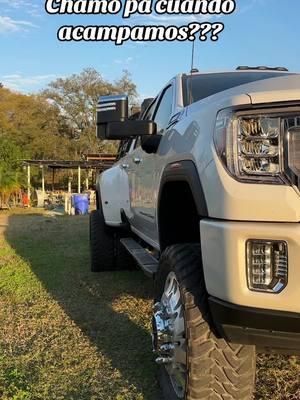 Chamo que frío está haciendo en Florida 😝😝😝😝. #gmc #truck #power #pata #video #camping #canam #viral #4x4 #moto #truck #denali 