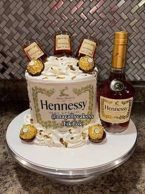 Let’s decorate a Hennessy cake. #Cake #Cakes #Buttercream #ButtercreamCake #CakeDecorating #CakeDecorator #CakeTutorial #Hennessy #HennessyCake ##CakeLady ##Magally##MagallyCakes