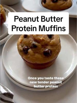 ⭐️ Peanut Butter Protein Muffins  These delicious muffins each boast 9 grams of high-quality protein from the additions of Greek yogurt, peanut butter, and a favorite whey protein powder. ⭐️ FOR THE RECIPE ⭐️ 👉🏼 Tap the link in our bio then use the search bar for “protein muffins”  #therealfooddietitians #recipes #proteinmuffins #healthysnacks #breakfastideas 