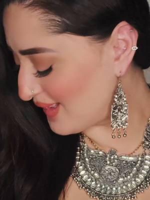 Expression 🥀💔  #queenofexpressions  #hamasapaiman #foryou #foryourpage  #expression #reelhindi #bollywoodqueen #bollywoodstyle #reellit #reelsvideo #fypシ #reelhindi #reelinstagram #actress #expression #beauty #acting #afghanbeauty #viral #viralvideos 