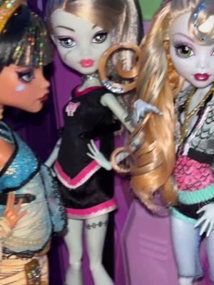 cleo abt to find her manz #monsterhigh #celo #beef 