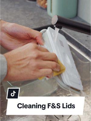 Cleaning your FRESH & SAVE vacuum container lids is simple. ✨ 
 
 From time to time, separate the inner lid from the outer frame, remove the valve, and clean all parts by hand (or in the dishwasher). Ensure all pieces are fully dry before reassembling. While not needed after every use, a deep clean like this helps keep the vacuum seal especially clean for long-lasting freshness. 🍎🍞
 
 #ZWILLING1731 #FoodConnects #FreshAndSave #FreshnessExtended 