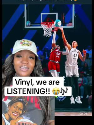 Vinyl, we seeee you!!  #unrivaledbasketball #unrivaledbasketballleague #rhynehoward #arikeogunbowale #raeburrell #aliyahboston #jordincanada #dearicahamby #womensbasketball #womenshoops #greenscreen #greenscreenvideo 