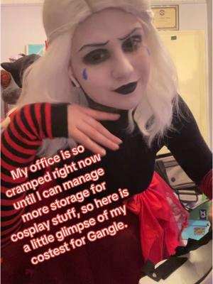 I hope to get a better video and better picture of full outfit for Isshocon but here is a glimpse of the cosplay! It was my first costest i feel my makeup was a little rough. Hoping itll be better this weekend! #gangledigitalcircus #gangle #ganglecosplay #theamazingdigitalcircus #tadc #tadcgangle #tadccosplay #amazingdigitalcircuscosplay #amazingdigitalcircus #cosplay #cosplayer #costest #progressvideo #roughdraft 