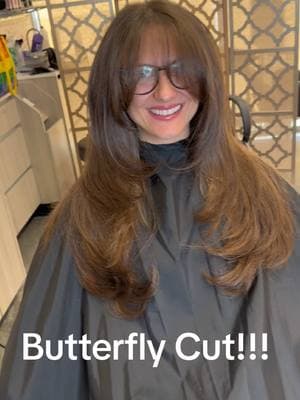 Alllll the layers!!!  #butterflycut #butterflyhair #sanantoniohairstylist #sanantoniohair #hairtok 