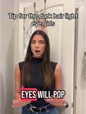 A tip for the dark hair light eye girls #darkhair #darkhairlighteyes #makeuptips #eyespopout #darkeyebrows #beautyhacks #makeuphack #lighteyes #lighteyebrows 