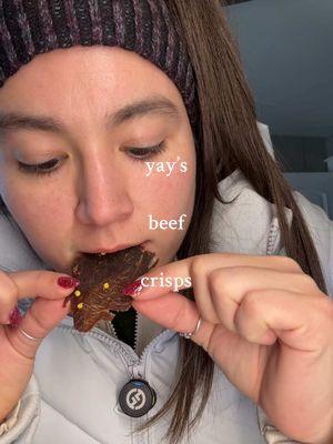 #yays #beefjerky #beefcrisps #crunchyjerky #crunchy #crunch #snackfinds #snack #protein #proteinsnack #snackfinds #beef #jerky #asmr #crunchasmr @Snackyays 