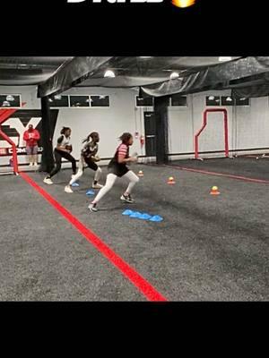 #popoutwithSHEIN 🔥INFIELD AGILITY DRILL🔥 #success  #followme #mindset #motivationalmindset #winningmindset #growthmindset #confidence #trend #trending #confidence #softball #baseball #softballcoach #baseballcoach #baseballtiktok #author  