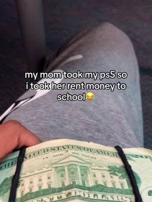 GO GET BACK ! #yp #money #erich #school #teachersoftiktok #viral 