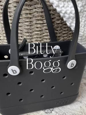 Bogg flash sale!  Everyone needs a Bitty Bogg bag for everyday use! #boggbag #bogg #boggers #bittyboggbag #boggs #boggbagaccessories #handbag #whatsinmybag #giftsforher #giftideas #valentinesdaygift #aesthetic #tiktokshopcreatorpicks #giftguide #ttsdelightnow #ttslevelup #girlythings 