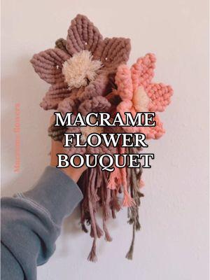 Macrame flowers will always be one of my favorite things. Especially a macrame bouquet?! YES PLEASE 🌼🌸 #macrameflower #flowerbouquet #foreverflowers #handmadeflowers 