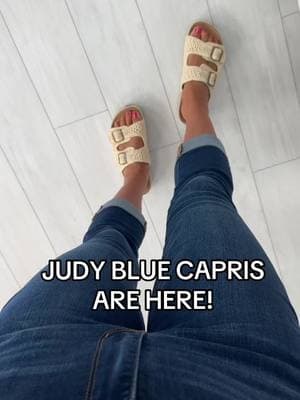 Team Capris. 👏🏻 #shopmoco #mocoboutique #judyblue #judybluejeans #judyblues #capris #shortsseason #Summer #spring #SummerFashion #midsize #plussize #plussizefashion #plussizeedition #outfits #denim #casual #jeans #OOTD #outfit #outfits #shopthelook 