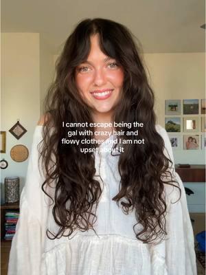 I embrace her now ✨ #wavyhair #shaghair #shag #bangs #curtainbangs #OOTD #pinterest #bohochic 