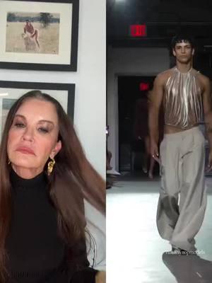 #duet with @RunwayTopModels I think I could pull off that top  #catwalk #runwaywalk #modelreview #modelwalk #judgingwithjanice 