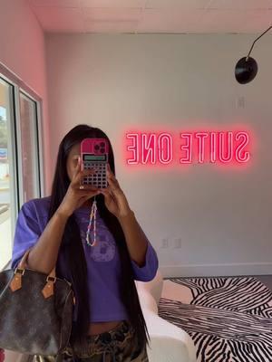 Custom neon sign for my studio 🤩 Follow suiteoneatl on IG 💖 #atllashtech #neonsign #atlsalonsuites #salonowner 