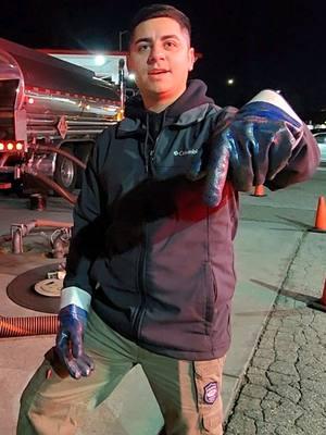 Fuel hauler @Angel  getting set up for the job. 🚛⛽ Ever think about what it takes to deliver fuel safely? #FuelHauler #TruckDriver #TruckingJobs #BlueCollarLife #WorkLife #fuelhauling #hauling #hauler #tanker #tankeryanker #cdl #cdllife #classA #trucker #trucking #truckdriver #fuelhaulerlife #largecar #largecarmafia #bluecollar #trokiando 