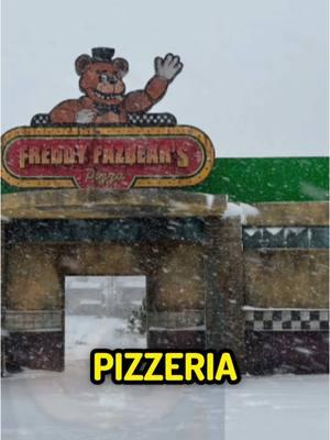 FNAF Movie 2 PIZZERIA IS SNOWING!! #fnaf #fivenightsatfreddys #fnaf2 #fnafmovie2 #fnafmovie #fnafedits 