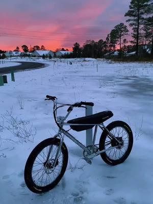 Not afraid to get it dirty #fyp #snow #zooz #foryou #bikelife 