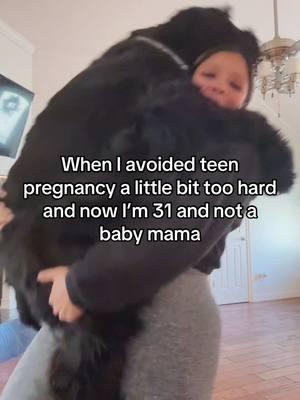 It’s harder than it looks to carry my 110 pound baby giant schnauzer #fypシ #dogmom #foryoupage #dogcontent #dogstiktok #giantschnauzer #giantschnauzersoftiktok #dogtrend #daisy #chili 