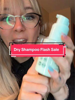 Always use on clean hair to keep it looking clean #coopersbunch #2025 #hairdance #spotlightfinds #bestdryshampoo #tiktokshoploveatfirstfind #dryshampoohack  #fashionlookbook #beautyhack