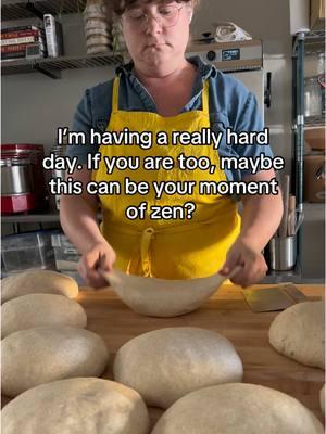 It’s just all too much today 🥲😢🫣🥹🙃😭#shapingbread #breadshaping #breadtok #fyp #countrysourdough 